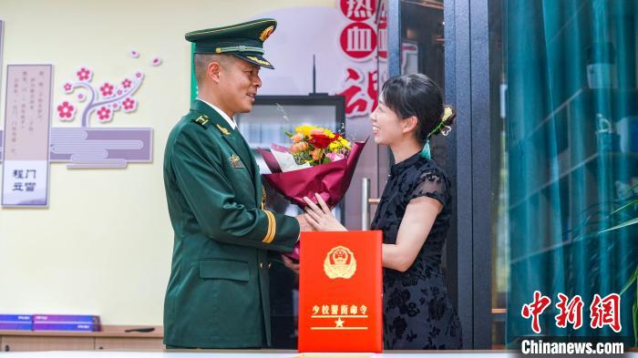 軍功章有你的一半。　張陳宇 攝