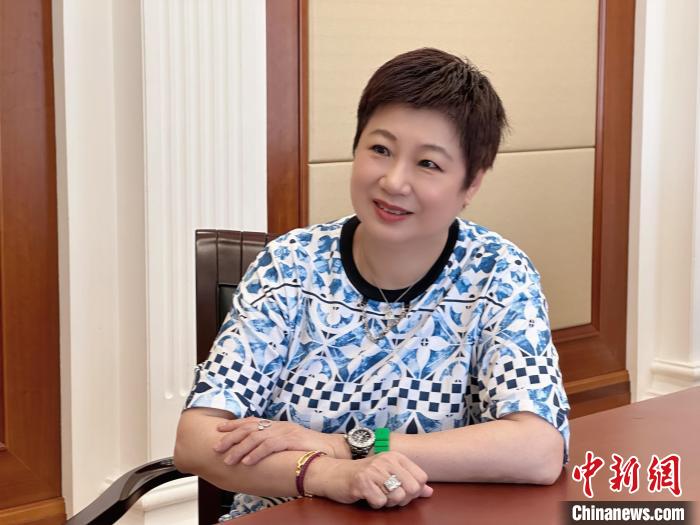 專訪榮毅仁侄女榮智豐：不想為“榮”字丟臉，要做最好
