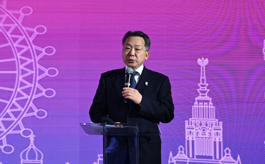 1.中國人民對(duì)外友好協(xié)會(huì)副會(huì)長袁敏道在第四屆“中俄青年同走友誼路”活動(dòng)上致辭。主辦方供圖
