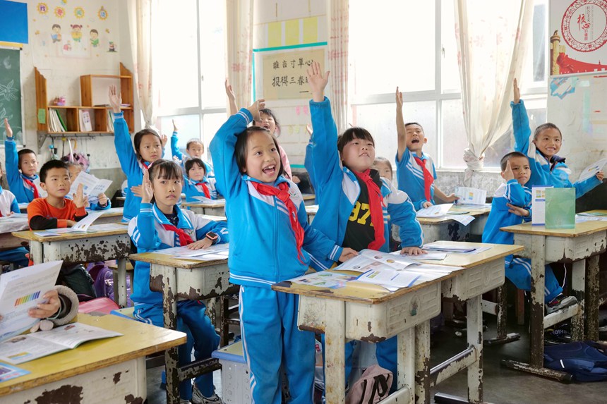 互動(dòng)問(wèn)答環(huán)節(jié)，同學(xué)們正在踴躍答題。