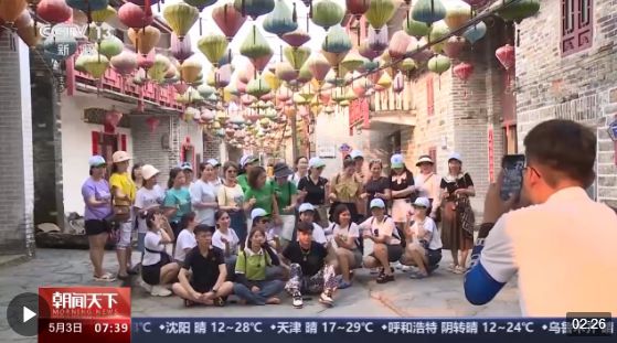 從特色小城到世界級商圈 這個“五一”很有“國際范”！