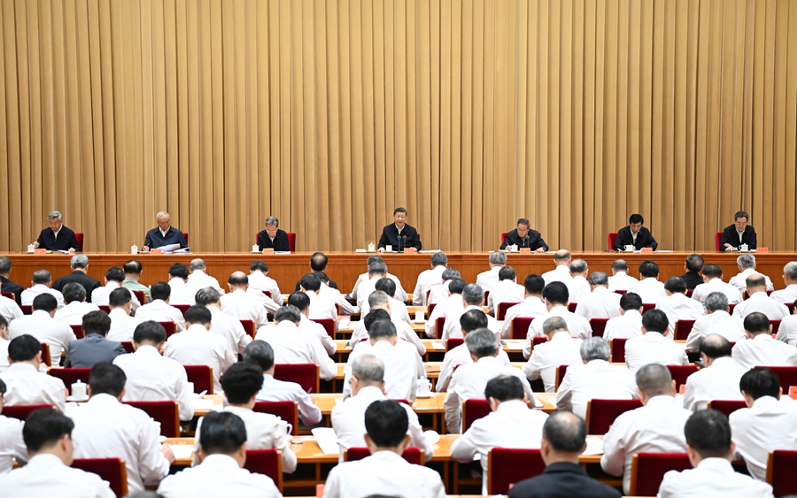 7月14日至15日，中央城市工作會(huì)議在北京舉行。中共中央總書(shū)記、國(guó)家主席、中央軍委主席習(xí)近平出席會(huì)議并發(fā)表重要講話。中共中央政治局常委李強(qiáng)、趙樂(lè)際、王滬寧、蔡奇、丁薛祥、李希出席會(huì)議。