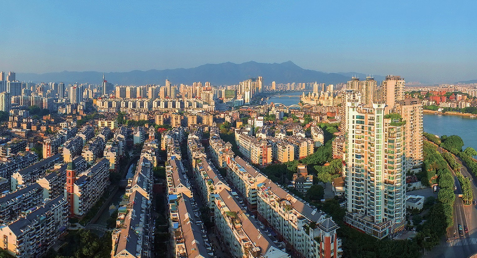 2018年，福州市臺(tái)江區(qū)蒼霞新城，高樓拔地而起，舊貌換新顏。