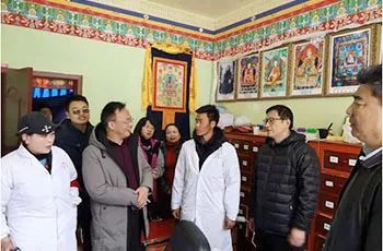 佛山市第一人民醫(yī)院赴林芝市人民醫(yī)院開展幫扶和慰問(wèn)援藏人才