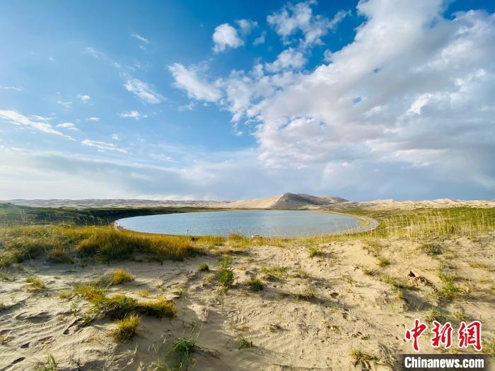 圖為關(guān)停四年后的沙島景區(qū)現(xiàn)狀?！±罱瓕?攝