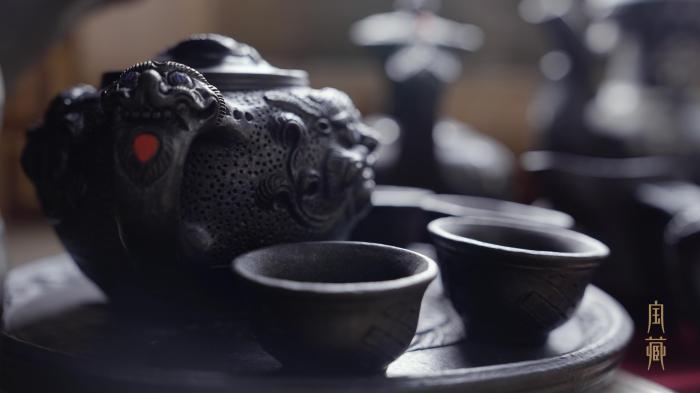 圖為尼西黑陶作品?！垍?攝