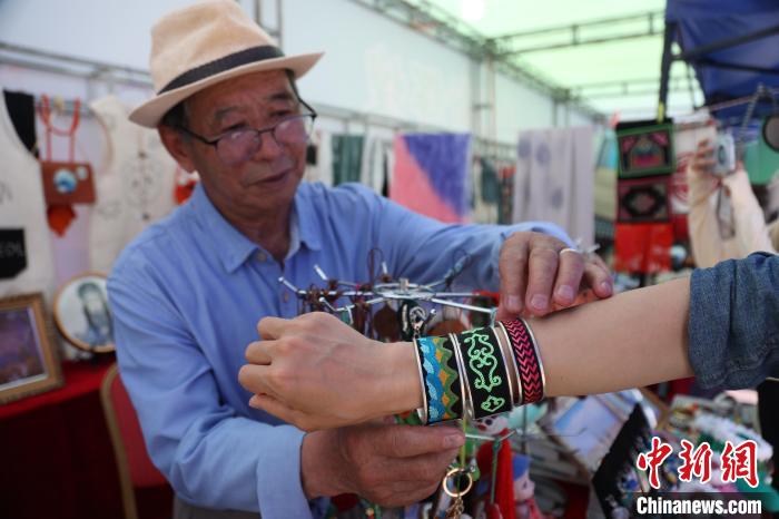 青海格爾木：保護(hù)挖掘、活態(tài)傳承45項非遺