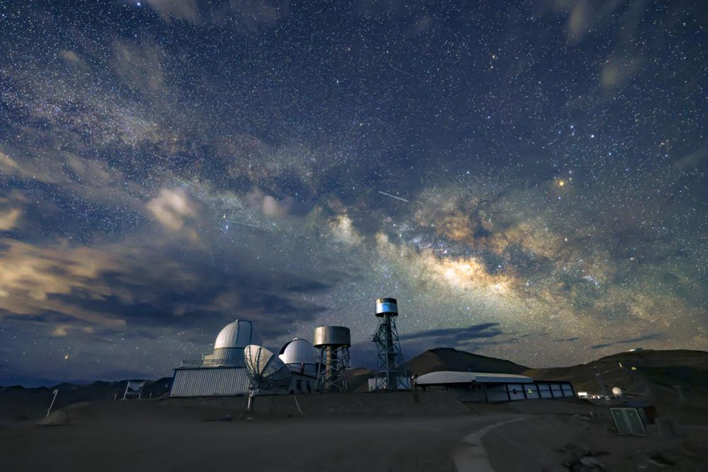 絕美暗夜星空。貢覺群培攝