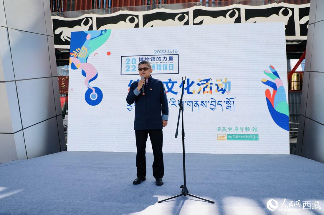 拉薩市委副書記、常務(wù)副市長(zhǎng)、北京西藏拉薩指揮部黨委書記王強(qiáng)講話。人民網(wǎng) 次仁羅布攝