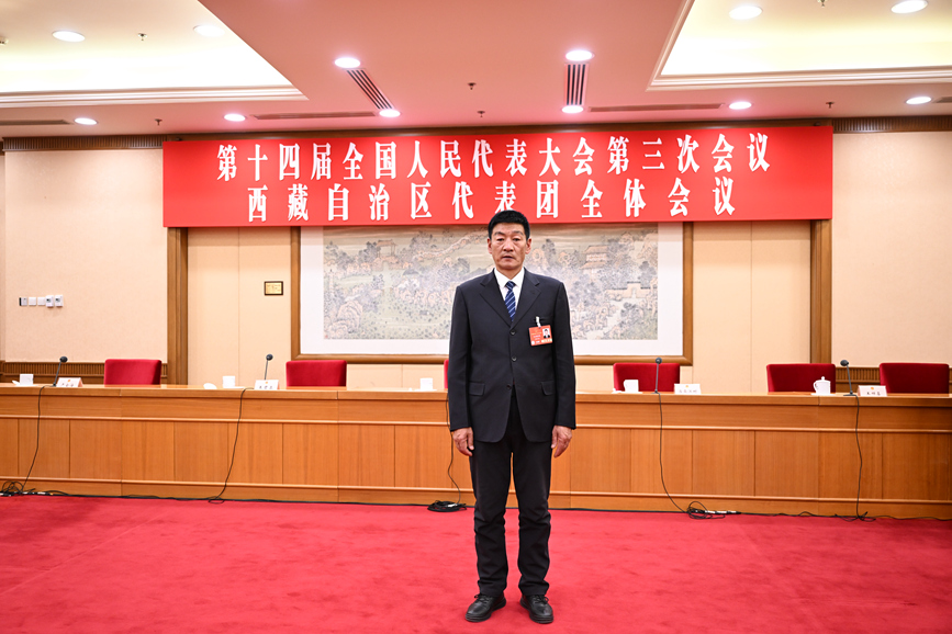 全國人大代表、國網拉薩供電公司城區(qū)供電服務中心帶電作業(yè)保電班副班長扎西尼瑪。次吉美朵攝